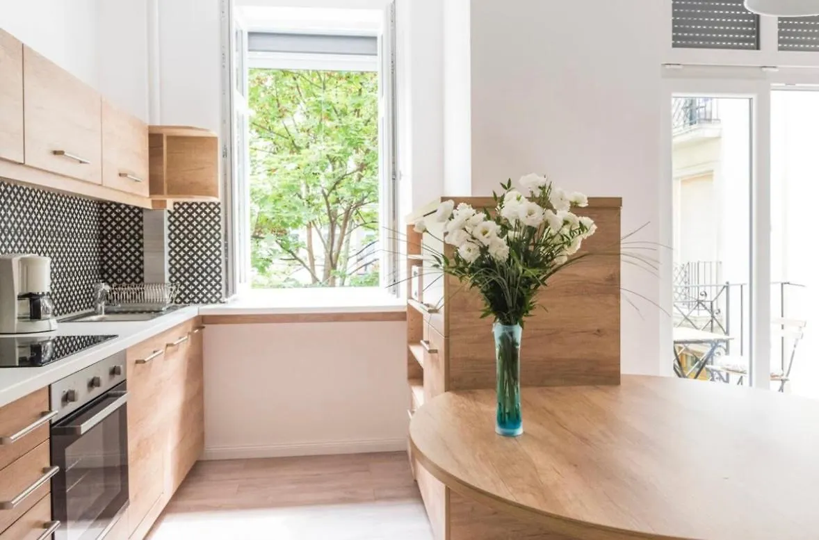 Phoenix Apartment 布达佩斯